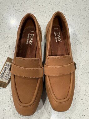 Toms Wear Good Women Lynette Brown Sugar Leather Loafers Shoes sz 5 NWT NEW